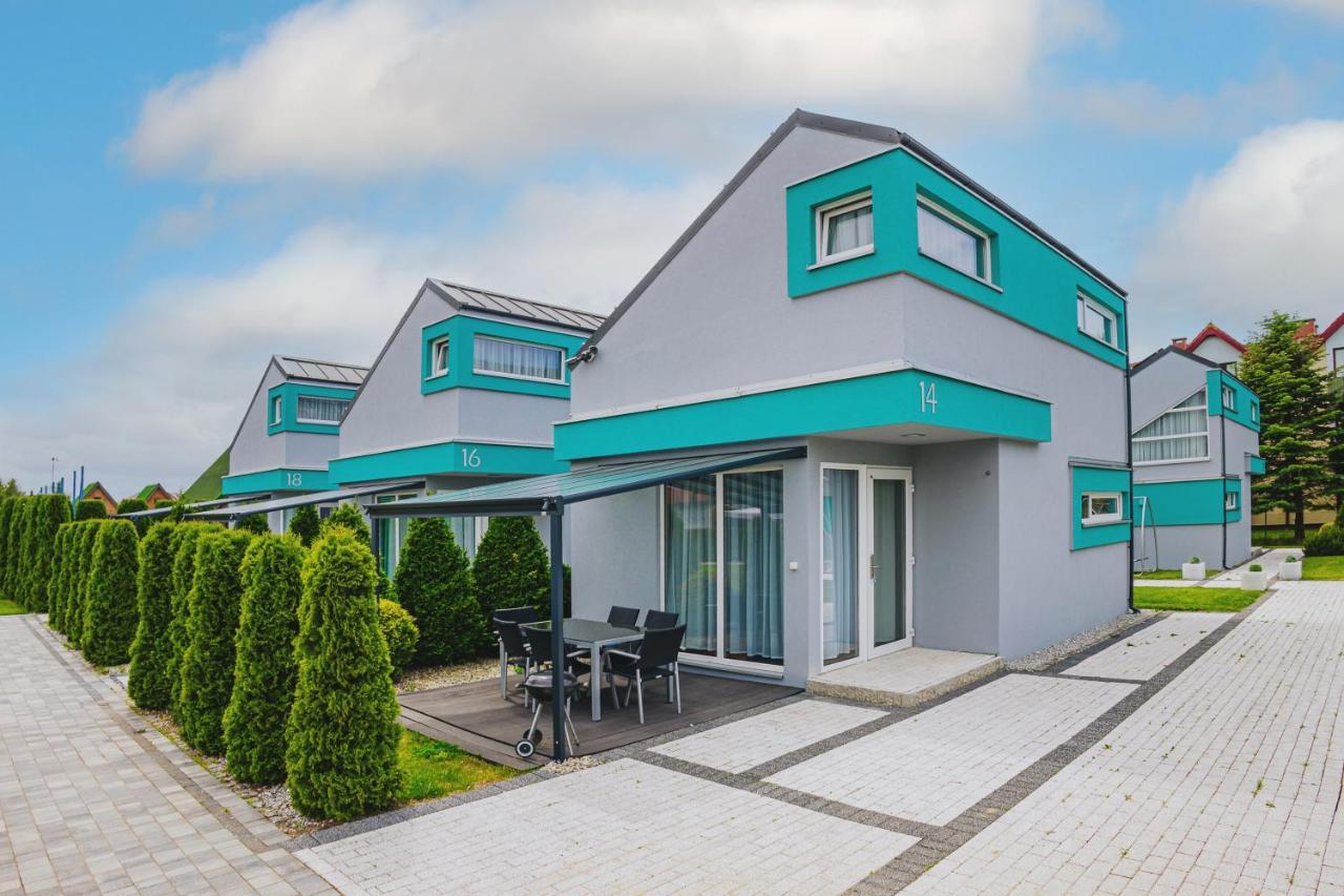 Osrodek Sea Star Premium Hotel Sarbinowo Exterior photo